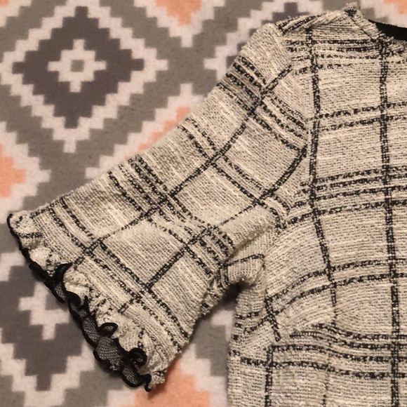 Banana Republic Square Patterned Top Size XS - Picture 3 of 10